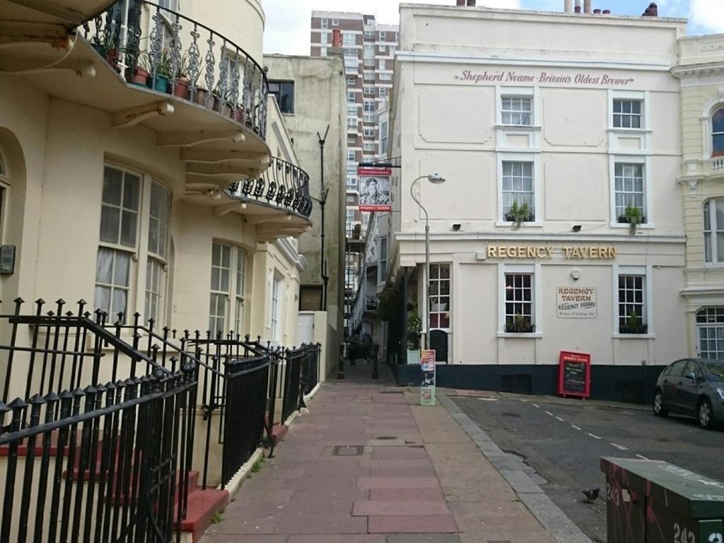 เชอร์ชิล เกสต์เฮาส์ Brighton ภายนอก รูปภาพ